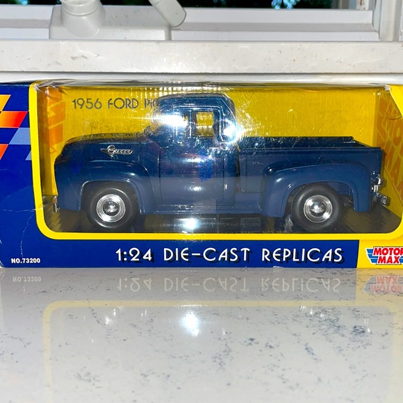MotorMax Other - MotorMax 1956 Ford Pickup Truck Die Cast Brand New In Original Box Never Opened